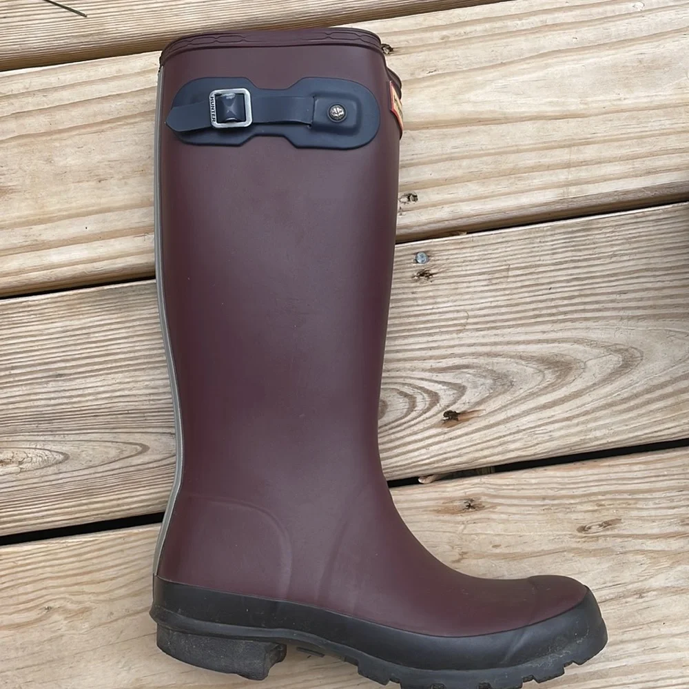 Hunter Original Tall Waterproof Rain Boots Burgundy Plum Women's Size 5